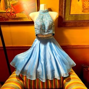 Sherri Hill designer two piece elegant 🔥prom dress size 00 super cute 🔥